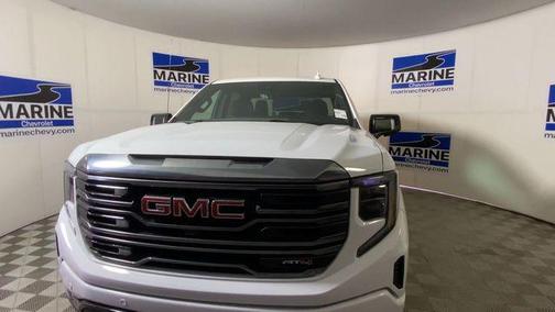 Summit White 2023 GMC Sierra 1500 AT4