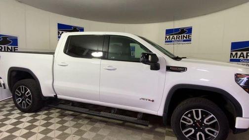 Summit White 2023 GMC Sierra 1500 AT4