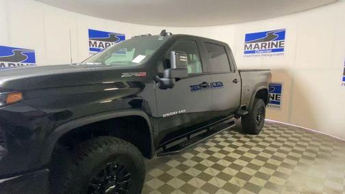 2025 Chevrolet Silverado 2500 4WD Crew Cab Standard Bed ZR2