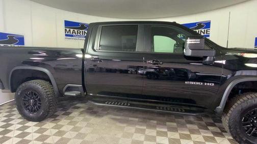 2025 Chevrolet Silverado 2500 4WD Crew Cab Standard Bed ZR2