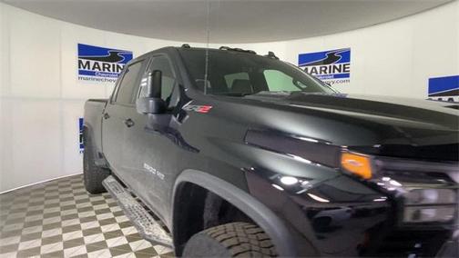 2025 Chevrolet Silverado 2500 4WD Crew Cab Standard Bed ZR2