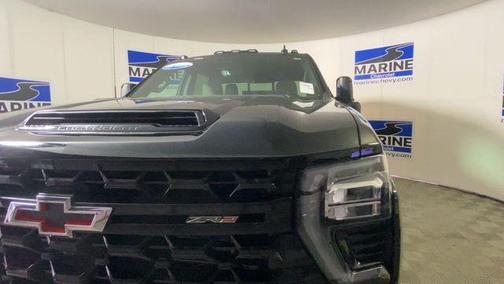 2025 Chevrolet Silverado 2500 4WD Crew Cab Standard Bed ZR2