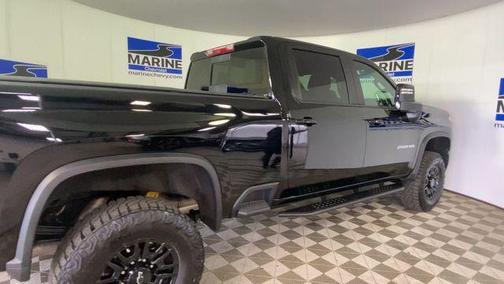 2025 Chevrolet Silverado 2500 4WD Crew Cab Standard Bed ZR2