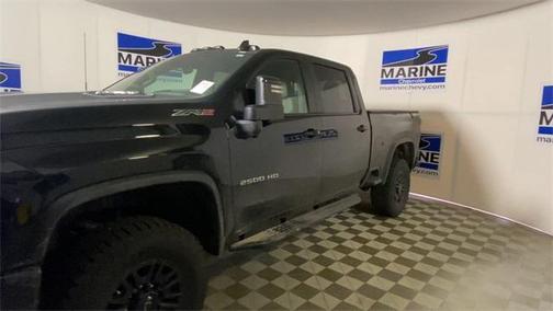 2025 Chevrolet Silverado 2500 4WD Crew Cab Standard Bed ZR2