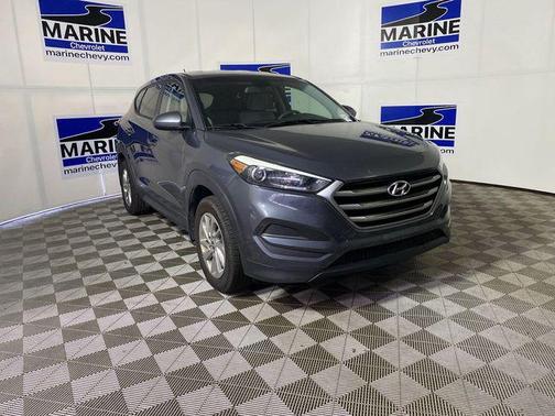 Coliseum Gray 2018 Hyundai TUCSON SE