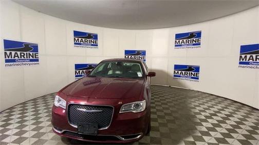 2017 Chrysler 300 Limited