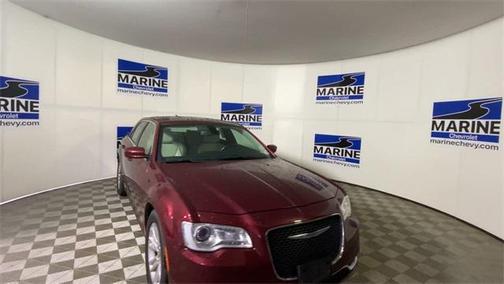 2017 Chrysler 300 Limited