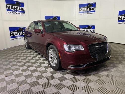 2017 Chrysler 300 Limited