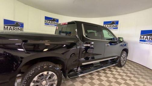 Black 2024 Chevrolet Silverado 1500 High Country