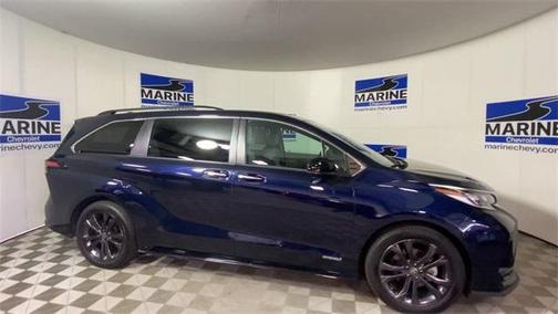 2021 Toyota Sienna XSE 7 Passenger