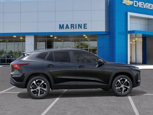 Mosaic Black Metallic 2026 Chevrolet Trax FWD 1RS