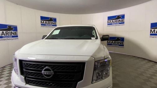 Glacier White 2024 Nissan Titan SV