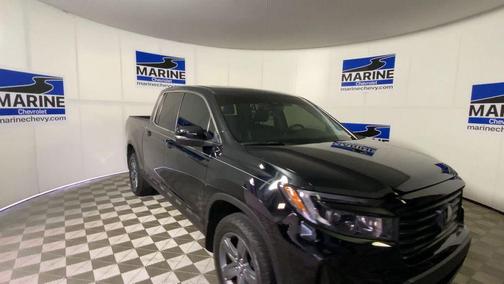 Crystal Black Pearl 2023 Honda Ridgeline RTL