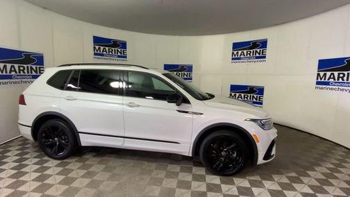 2023 Volkswagen Tiguan 2.0T SE R-Line Black 4MOTION