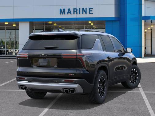 Mosaic Black Metallic 2027 Chevrolet Traverse AWD Z71