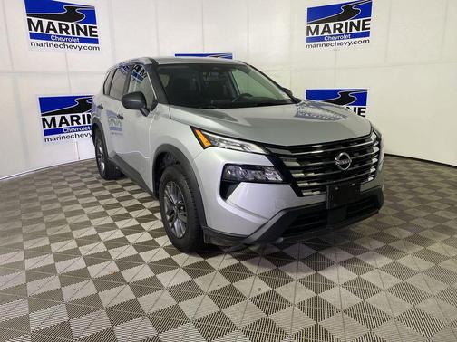 Brilliant Silver Metallic 2024 Nissan Rogue S