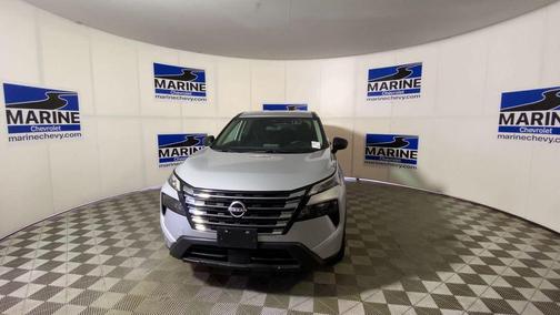 Brilliant Silver Metallic 2024 Nissan Rogue S