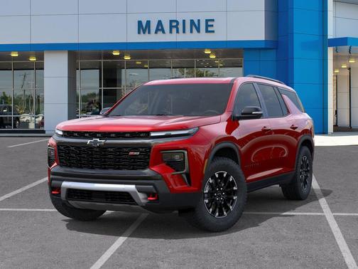 Radiant Red Tintcoat 2026 Chevrolet Traverse AWD Z71