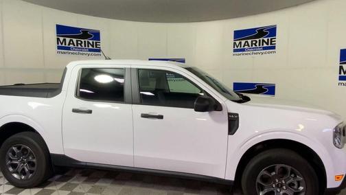 Oxford White 2024 Ford Maverick XLT