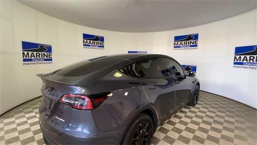 2022 Tesla Model Y Long Range Dual Motor All-Wheel Drive