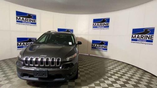Granite Crystal Metallic Clearcoat 2016 Jeep Cherokee Latitude