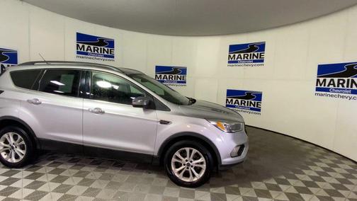Ingot Silver Metallic 2018 Ford Escape SE