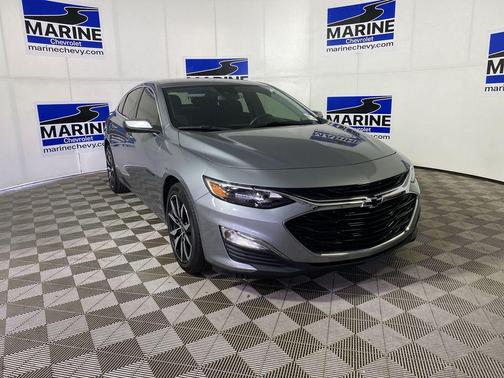 Sterling Gray Metallic 2024 Chevrolet Malibu FWD RS