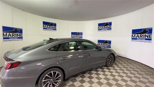 2022 Hyundai SONATA Limited
