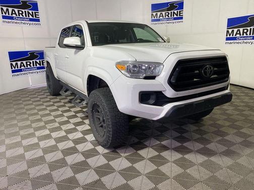 White 2022 Toyota Tacoma SR