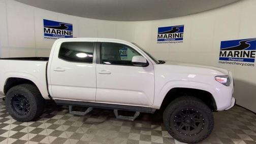 White 2022 Toyota Tacoma SR