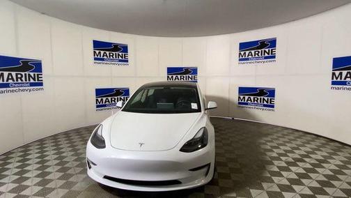 Pearl White Multi-Coat 2023 Tesla Model 3 Standard Range