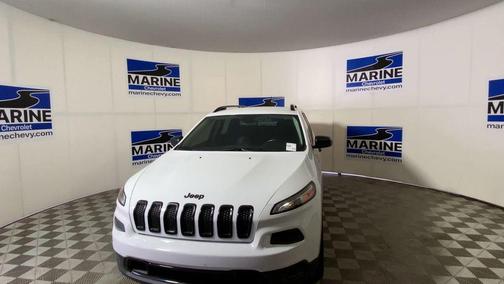 Bright White Clearcoat 2017 Jeep Cherokee Sport