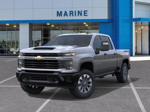Sterling Gray Metallic 2026 Chevrolet Silverado 2500 Custom