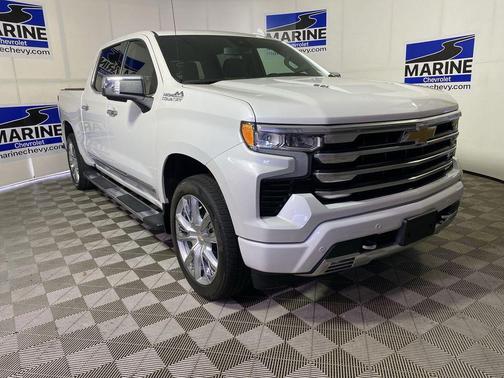 Iridescent Pearl Tricoat 2023 Chevrolet Silverado 1500 High Country