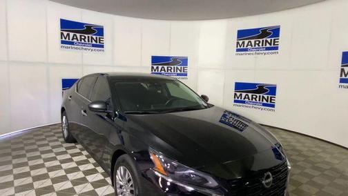 Super Black 2024 Nissan Altima S FWD