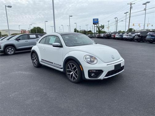 2017 Volkswagen Beetle 1.8T Dune