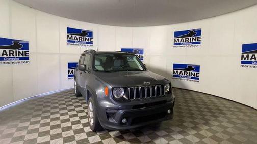 Graphite Gray 2022 Jeep Renegade Latitude