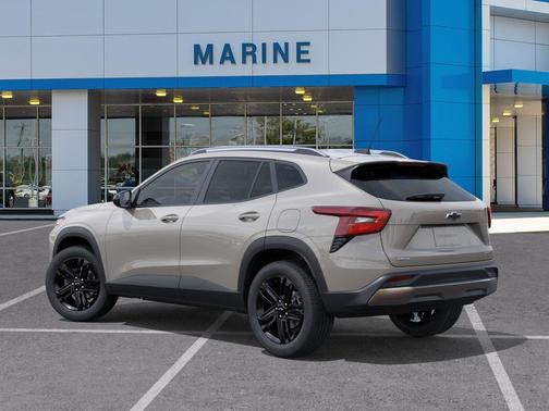 White Sands 2026 Chevrolet Trax FWD ACTIV