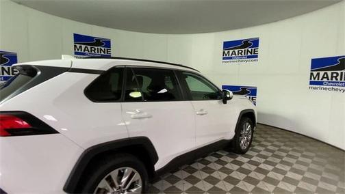 2019 Toyota RAV4 XLE Premium