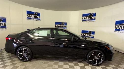 2024 Nissan Altima SR FWD