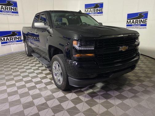 Black 2018 Chevrolet Silverado 1500 Custom