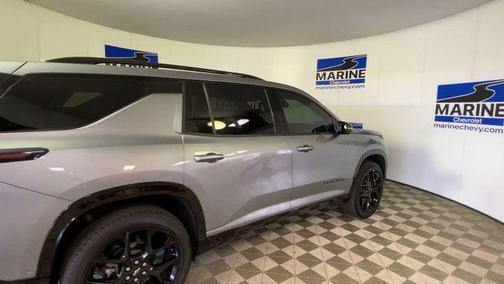 Sterling Gray Metallic 2026 Chevrolet Traverse RS