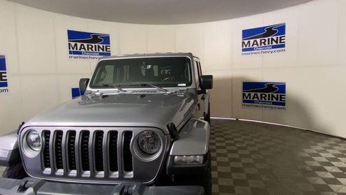 Billet Silver Metallic Clearcoat 2021 Jeep Gladiator Overland