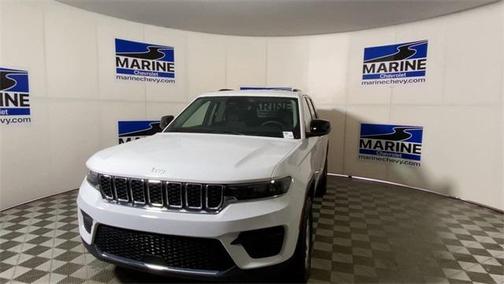 2023 Jeep Grand Cherokee Laredo