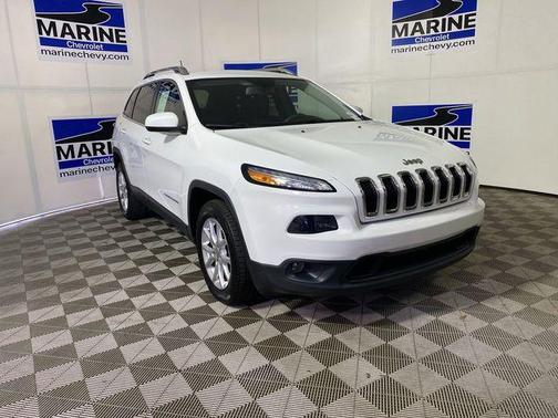 Bright White Clearcoat 2018 Jeep Cherokee Latitude