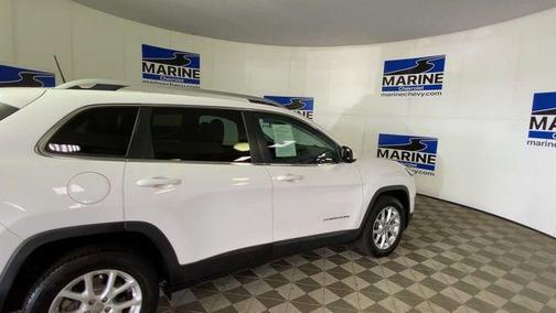 Bright White Clearcoat 2018 Jeep Cherokee Latitude