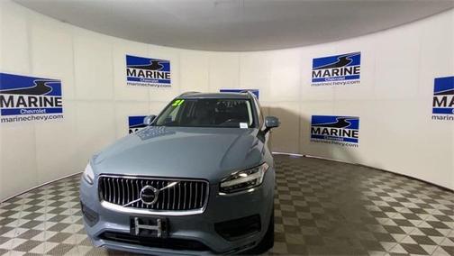 2021 Volvo XC90 T5 Momentum