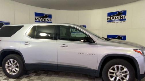 Silver Ice Metallic 2020 Chevrolet Traverse LS