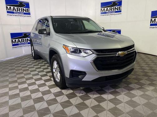 Silver Ice Metallic 2020 Chevrolet Traverse LS
