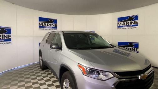 Silver Ice Metallic 2020 Chevrolet Traverse LS